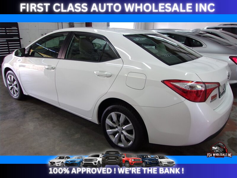 2016 Toyota Corolla L   - Photo 4 - Naples, FL 34112