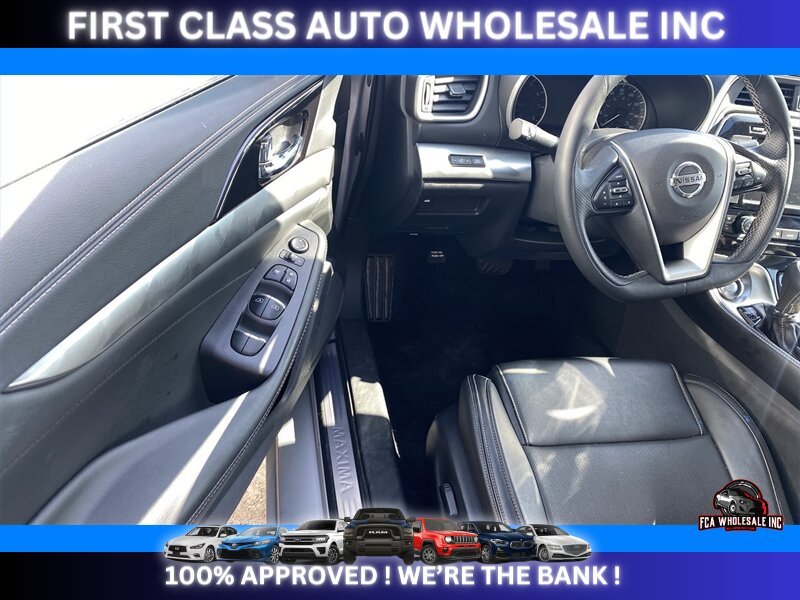 2019 Nissan Maxima 3.5 SV   - Photo 11 - Naples, FL 34112