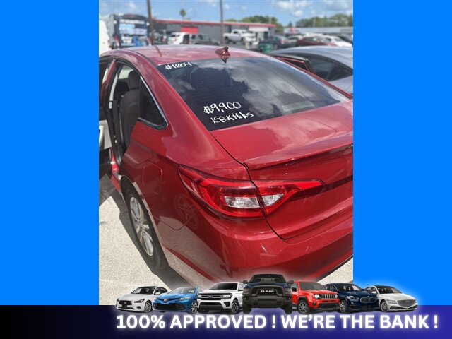 2017 Hyundai SONATA SE   - Photo 7 - Naples, FL 34112