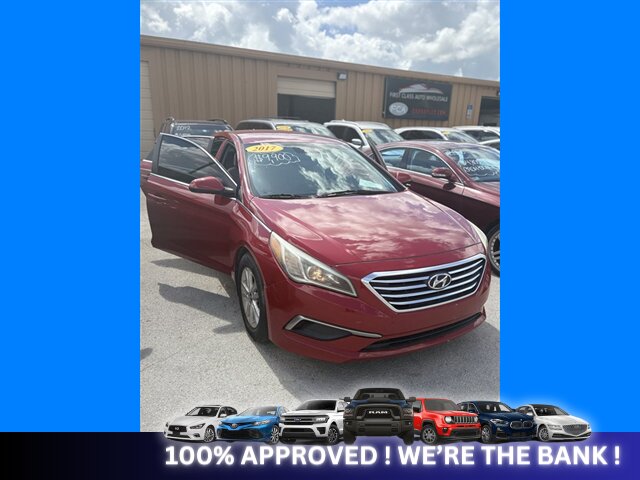 2017 Hyundai SONATA SE   - Photo 6 - Naples, FL 34112