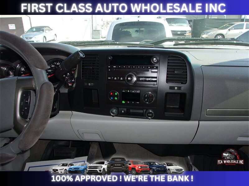 2011 GMC LIGHT DUTY Sierra 1500 SLE   - Photo 9 - Naples, FL 34112