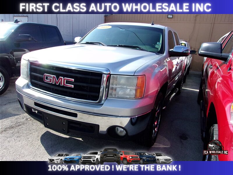 2011 GMC LIGHT DUTY Sierra 1500 SLE   - Photo 1 - Naples, FL 34112