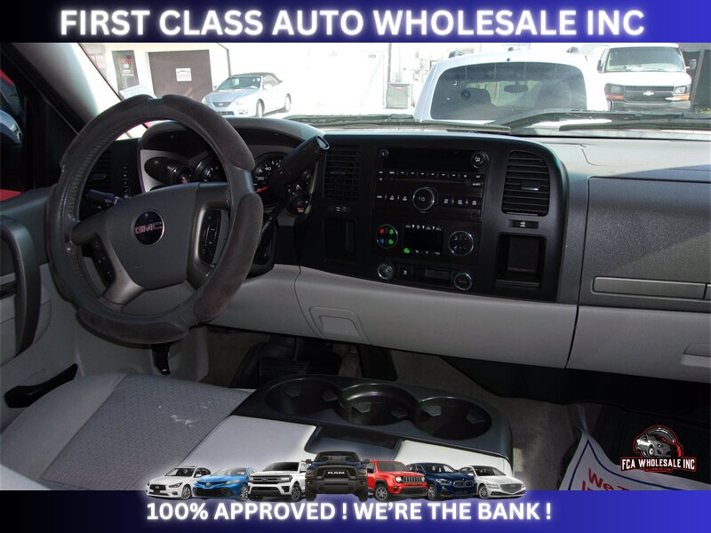 2011 GMC LIGHT DUTY Sierra 1500 SLE   - Photo 8 - Naples, FL 34112