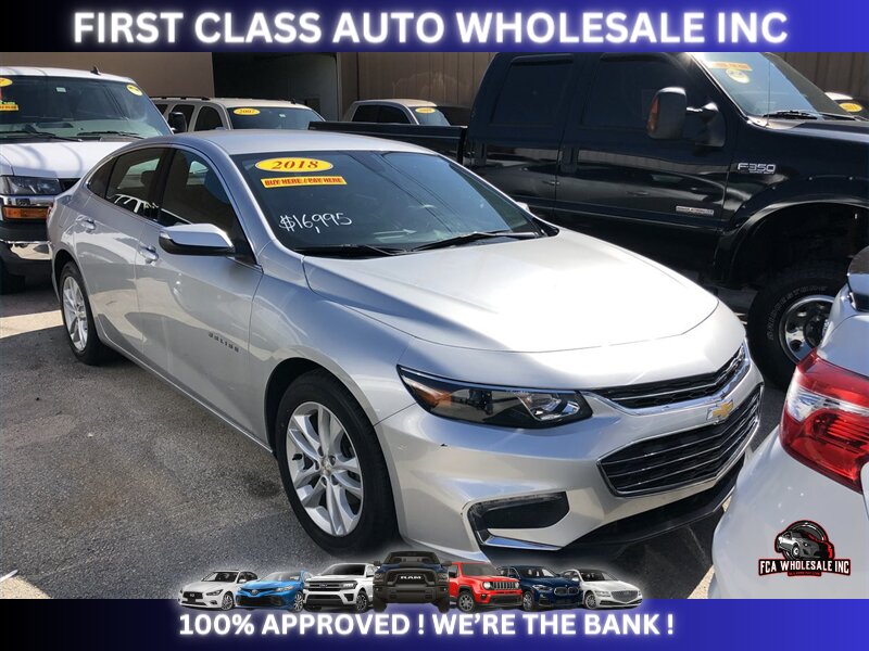 2018 Chevrolet Malibu LT - Photo 2 - Naples, FL 34112