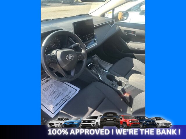 2023 Toyota Corolla LE   - Photo 4 - Naples, FL 34112