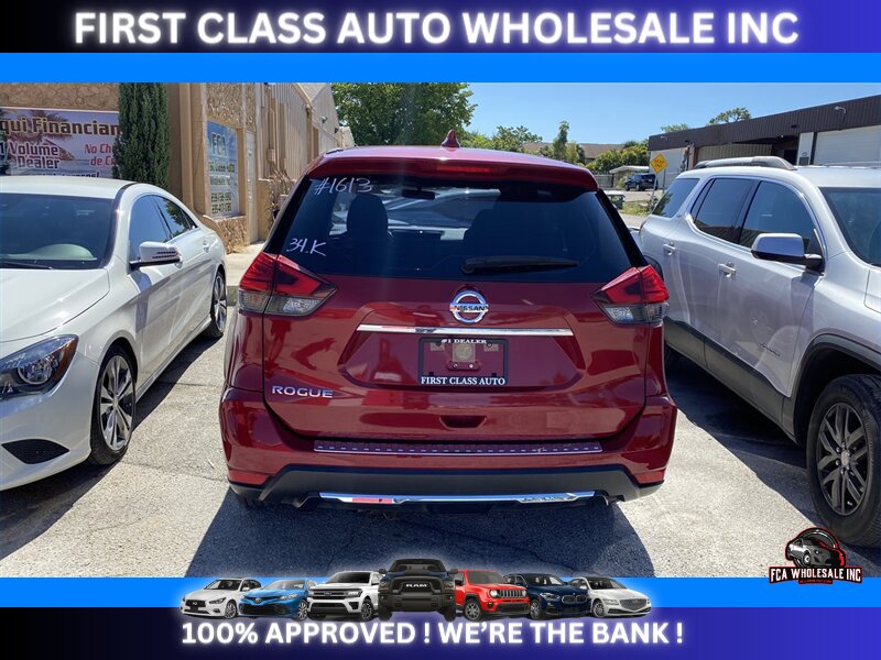 2017 Nissan Rogue S   - Photo 5 - Naples, FL 34112