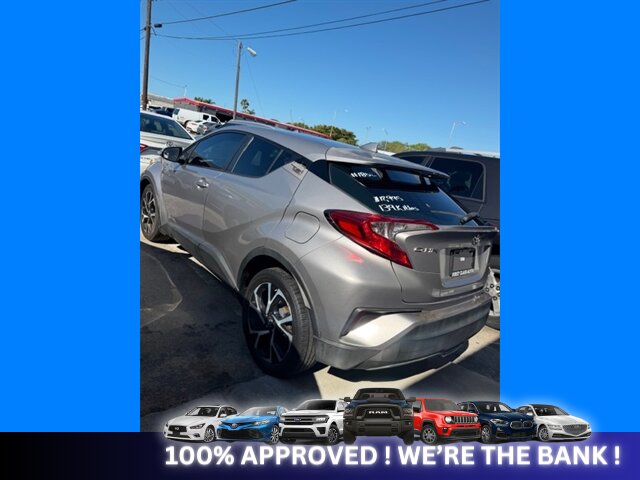 2018 Toyota C-HR XLE   - Photo 3 - Naples, FL 34112