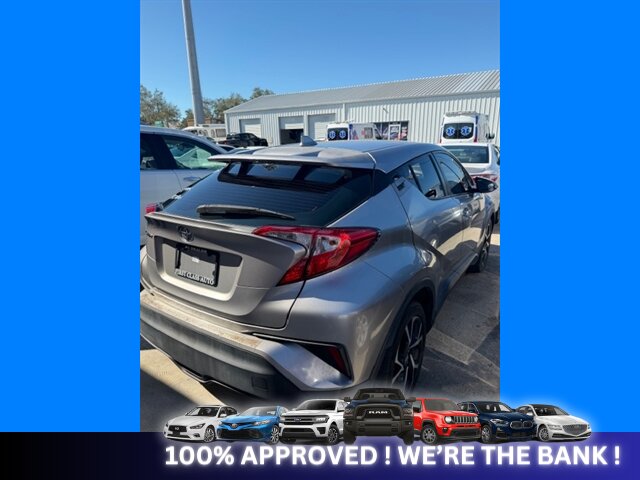 2018 Toyota C-HR XLE   - Photo 6 - Naples, FL 34112