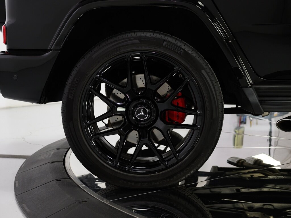 2019 Mercedes-Benz AMG G63 Exclusive Interior Pkg - Photo 35 - Sarasota, FL 34243