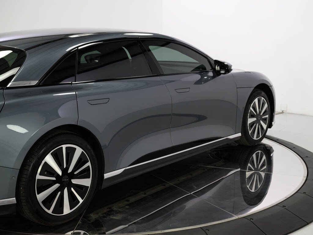 2024 Lucid Air Touring   - Photo 24 - Sarasota, FL 34243