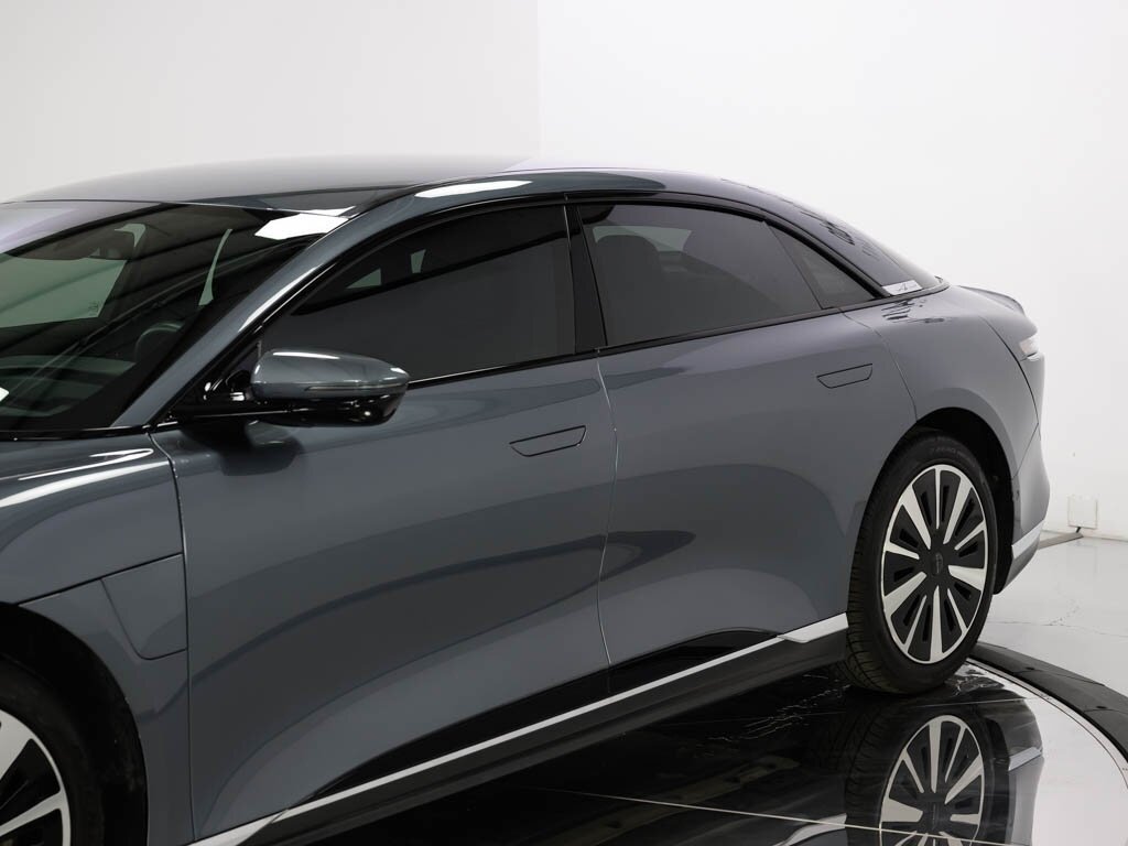 2024 Lucid Air Touring   - Photo 16 - Sarasota, FL 34243