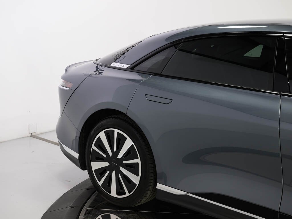 2024 Lucid Air Touring   - Photo 28 - Sarasota, FL 34243