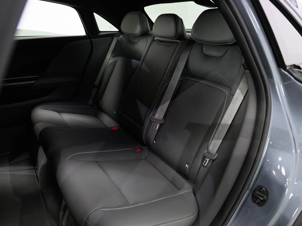 2024 Lucid Air Touring   - Photo 44 - Sarasota, FL 34243