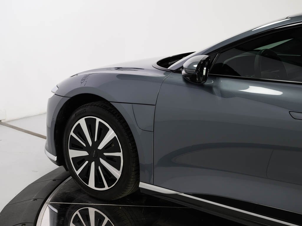 2024 Lucid Air Touring   - Photo 18 - Sarasota, FL 34243