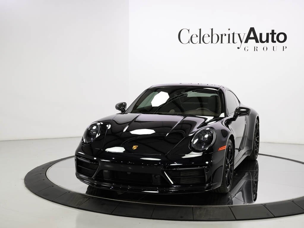 2022 Porsche 911 Carrera 4 GTS 7-Speed Manual Transmission - Photo 20 - Sarasota, FL 34243