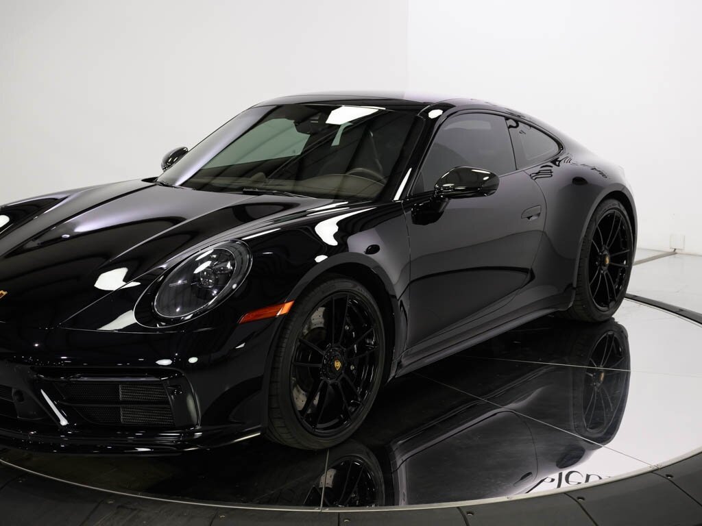 2022 Porsche 911 Carrera 4 GTS 7-Speed Manual Transmission - Photo 12 - Sarasota, FL 34243
