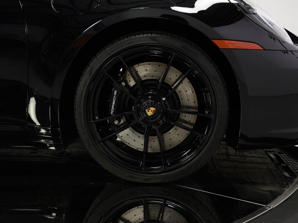 2022 Porsche 911 Carrera 4 GTS 7-Speed Manual Transmission - Photo 32 - Sarasota, FL 34243