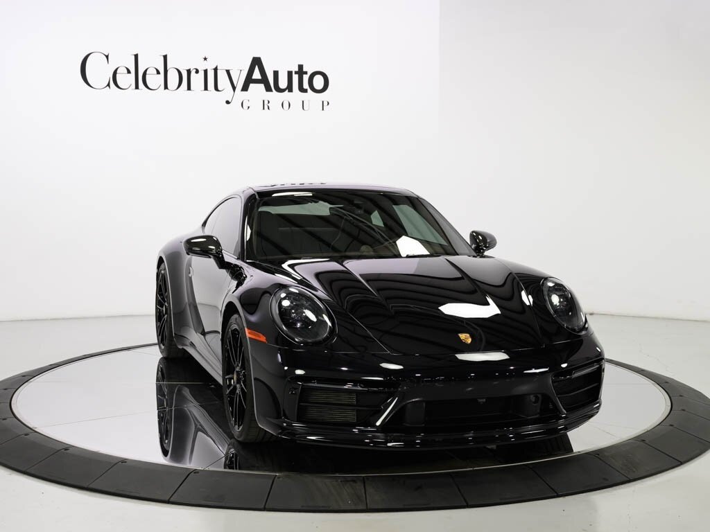 2022 Porsche 911 Carrera 4 GTS 7-Speed Manual Transmission - Photo 19 - Sarasota, FL 34243