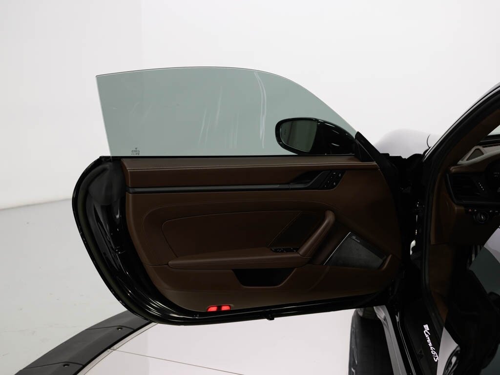 2022 Porsche 911 Carrera 4 GTS 7-Speed Manual Transmission - Photo 36 - Sarasota, FL 34243