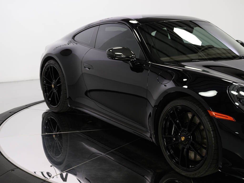 2022 Porsche 911 Carrera 4 GTS 7-Speed Manual Transmission - Photo 13 - Sarasota, FL 34243