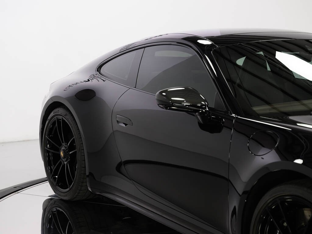 2022 Porsche 911 Carrera 4 GTS 7-Speed Manual Transmission - Photo 15 - Sarasota, FL 34243