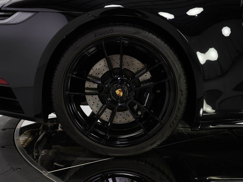 2022 Porsche 911 Carrera 4 GTS 7-Speed Manual Transmission - Photo 33 - Sarasota, FL 34243