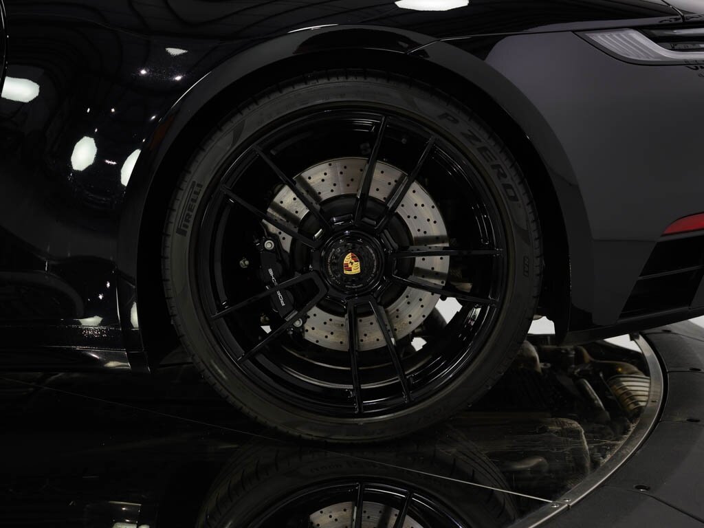 2022 Porsche 911 Carrera 4 GTS 7-Speed Manual Transmission - Photo 35 - Sarasota, FL 34243