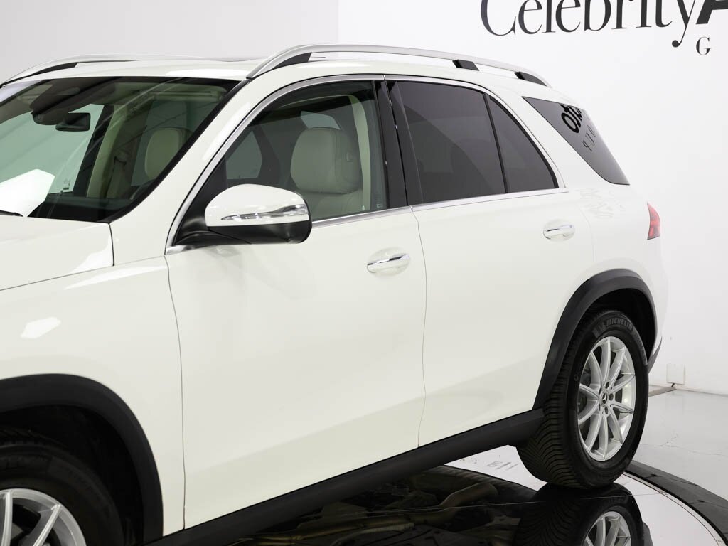 2025 Mercedes-Benz GLE 350 19 " Wheels Nappa Leather Steering Wheel   - Photo 16 - Sarasota, FL 34243