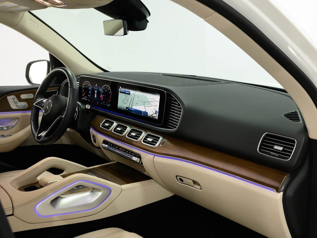 2025 Mercedes-Benz GLE 350 19 " Wheels Nappa Leather Steering Wheel   - Photo 60 - Sarasota, FL 34243