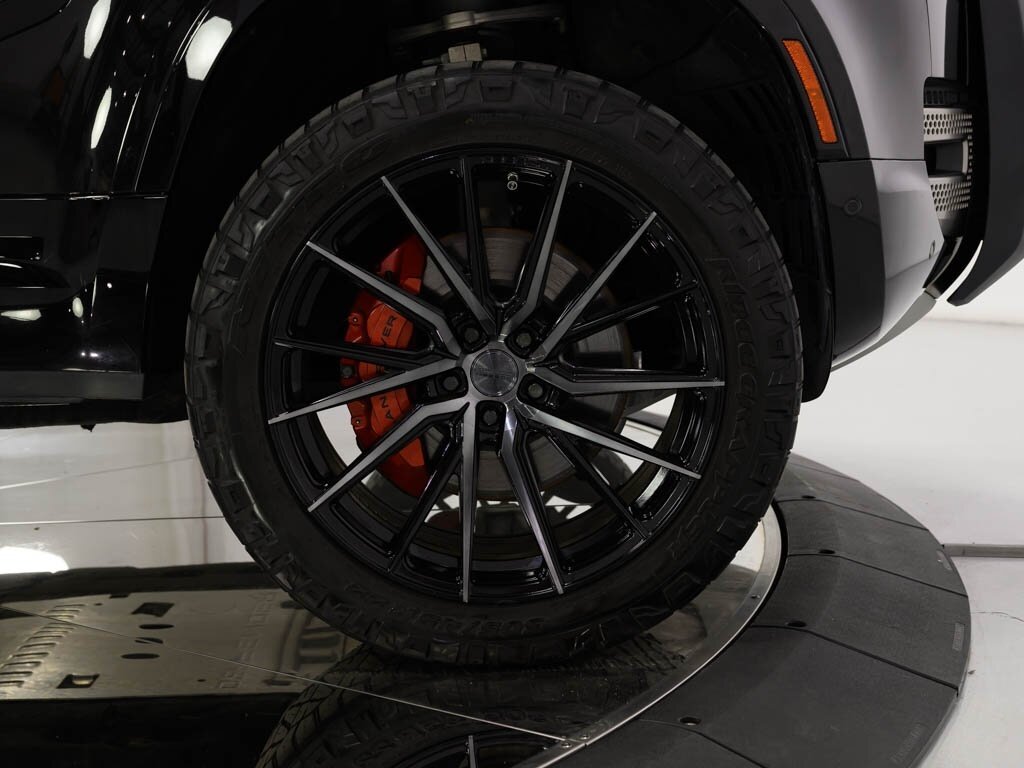 2021 Land Rover Defender 110 X 22 " Vosson Wheels 1.5 " Lift - Photo 36 - Sarasota, FL 34243