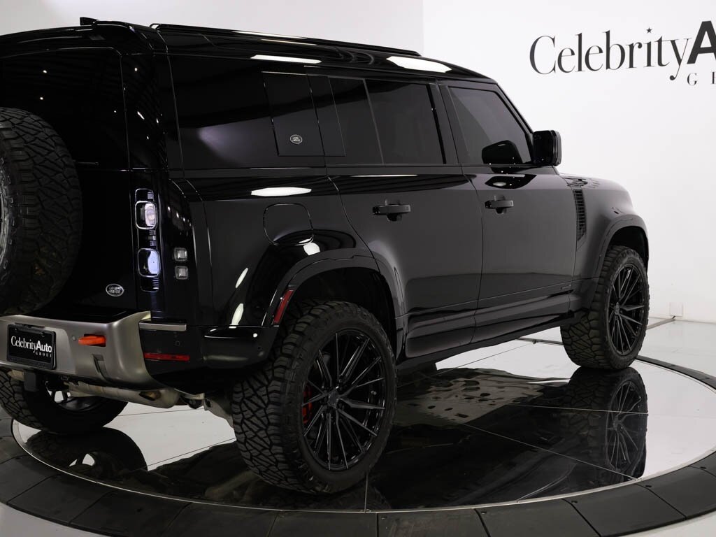 2021 Land Rover Defender 110 X 22 " Vosson Wheels 1.5 " Lift - Photo 24 - Sarasota, FL 34243