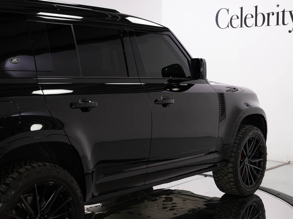 2021 Land Rover Defender 110 X 22 " Vosson Wheels 1.5 " Lift - Photo 26 - Sarasota, FL 34243