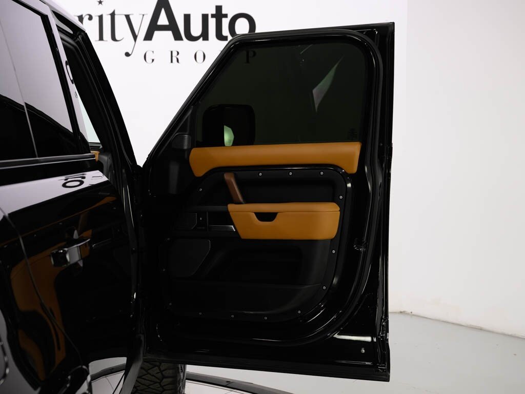 2021 Land Rover Defender 110 X 22 " Vosson Wheels 1.5 " Lift - Photo 41 - Sarasota, FL 34243