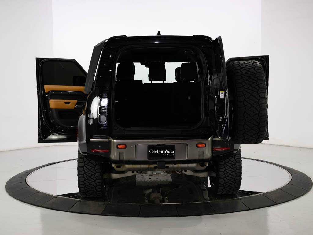 2021 Land Rover Defender 110 X 22 " Vosson Wheels 1.5 " Lift - Photo 65 - Sarasota, FL 34243