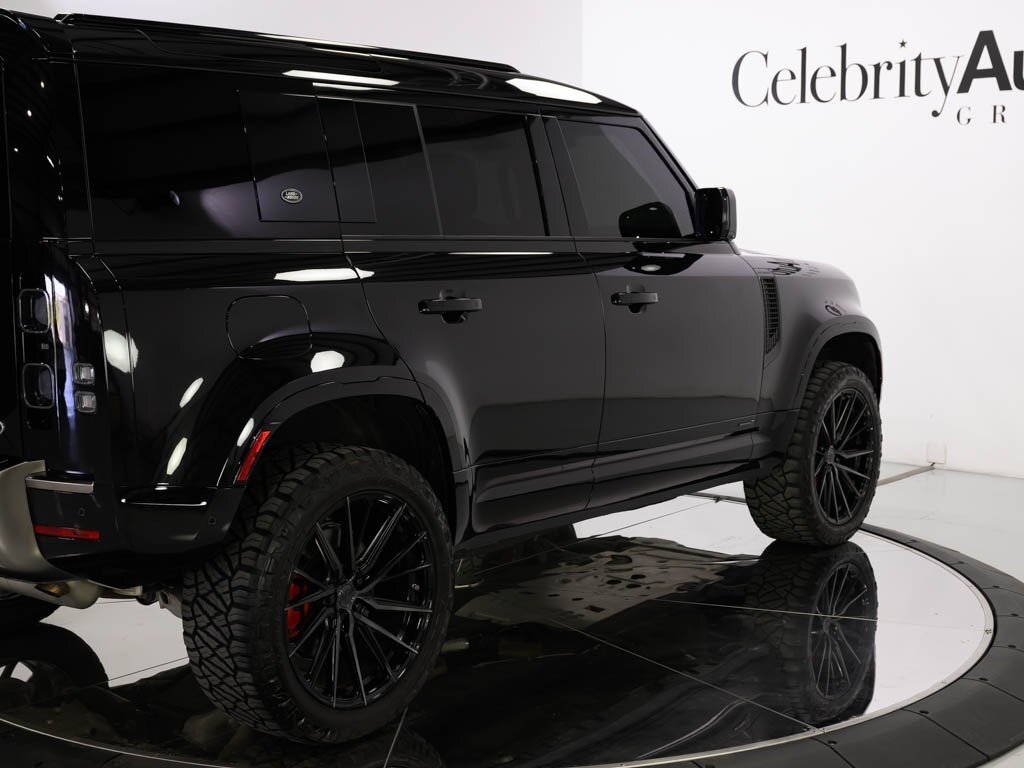 2021 Land Rover Defender 110 X 22 " Vosson Wheels 1.5 " Lift - Photo 21 - Sarasota, FL 34243