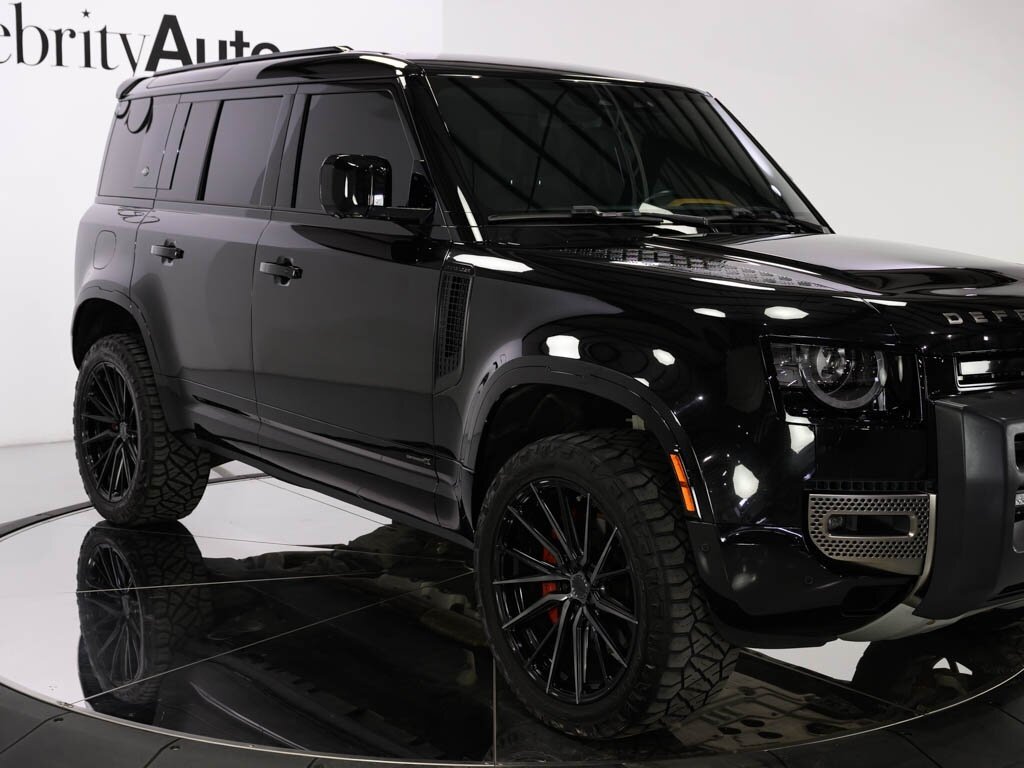 2021 Land Rover Defender 110 X 22 " Vosson Wheels 1.5 " Lift - Photo 10 - Sarasota, FL 34243