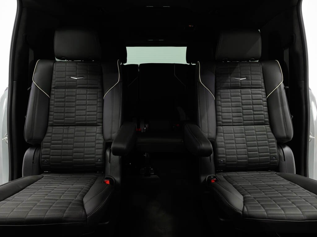 2025 Cadillac Escalade ESV AWD V-Series Onyx Pkg Super Cruise 24 " Wheels   - Photo 47 - Sarasota, FL 34243