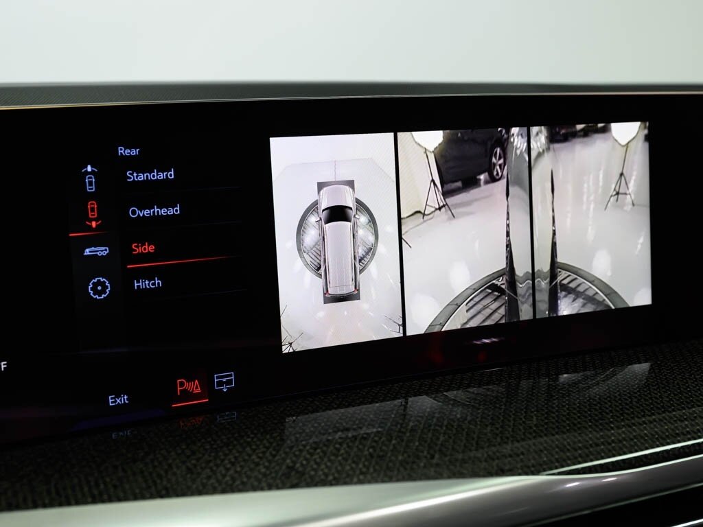 2025 Cadillac Escalade ESV AWD V-Series Onyx Pkg Super Cruise 24 " Wheels   - Photo 65 - Sarasota, FL 34243