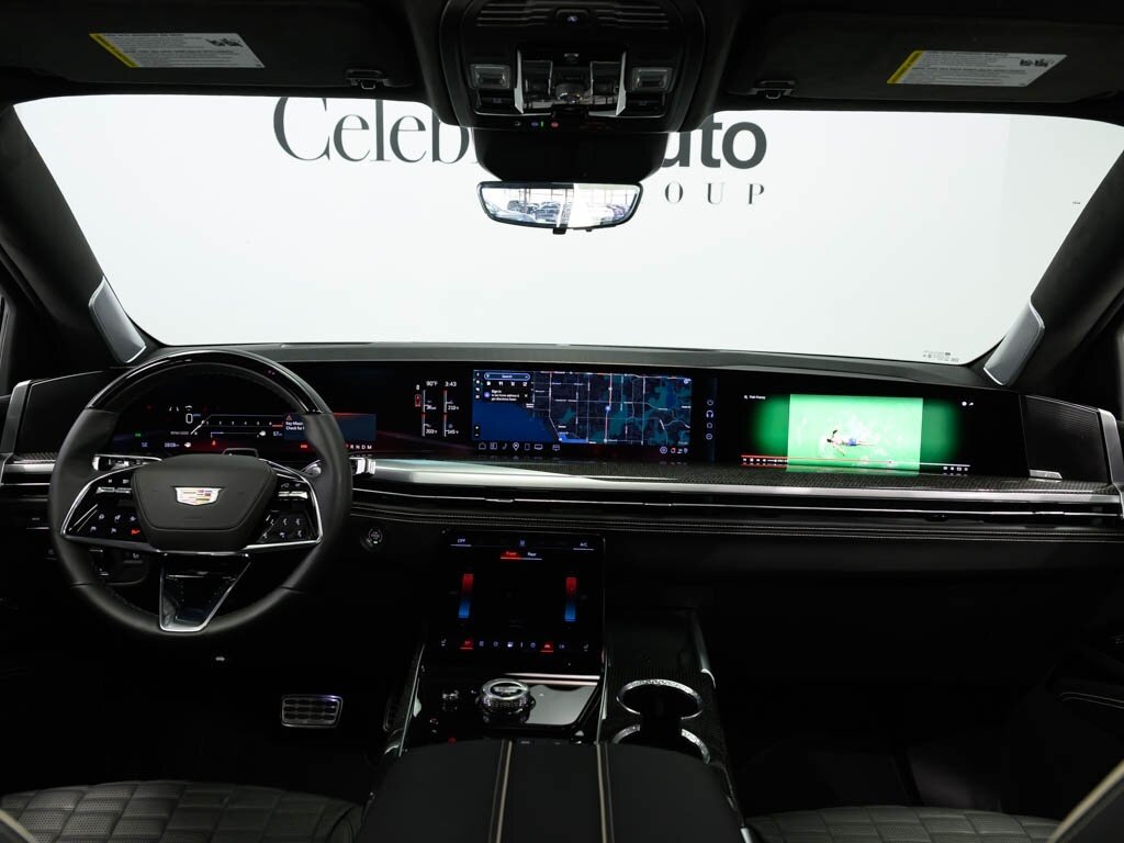 2025 Cadillac Escalade ESV AWD V-Series Onyx Pkg Super Cruise 24 " Wheels   - Photo 69 - Sarasota, FL 34243