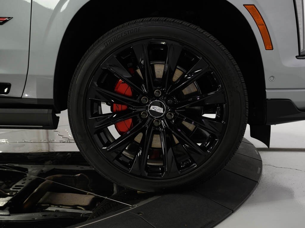 2025 Cadillac Escalade ESV AWD V-Series Onyx Pkg Super Cruise 24 " Wheels   - Photo 36 - Sarasota, FL 34243