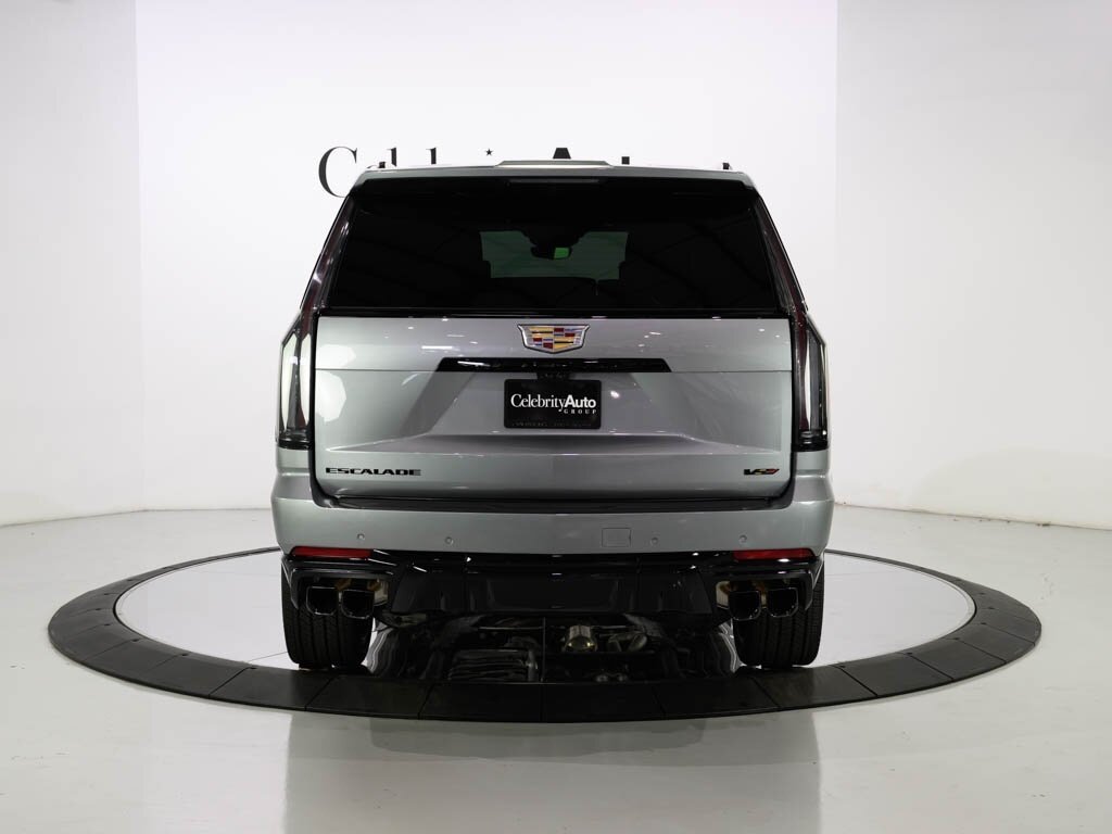 2025 Cadillac Escalade ESV AWD V-Series Onyx Pkg Super Cruise 24 " Wheels   - Photo 22 - Sarasota, FL 34243