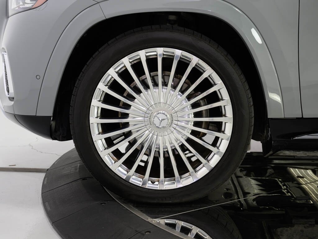 2024 Mercedes-Benz GLS Maybach GLS 600 4MATIC® - Photo 38 - Sarasota, FL 34243