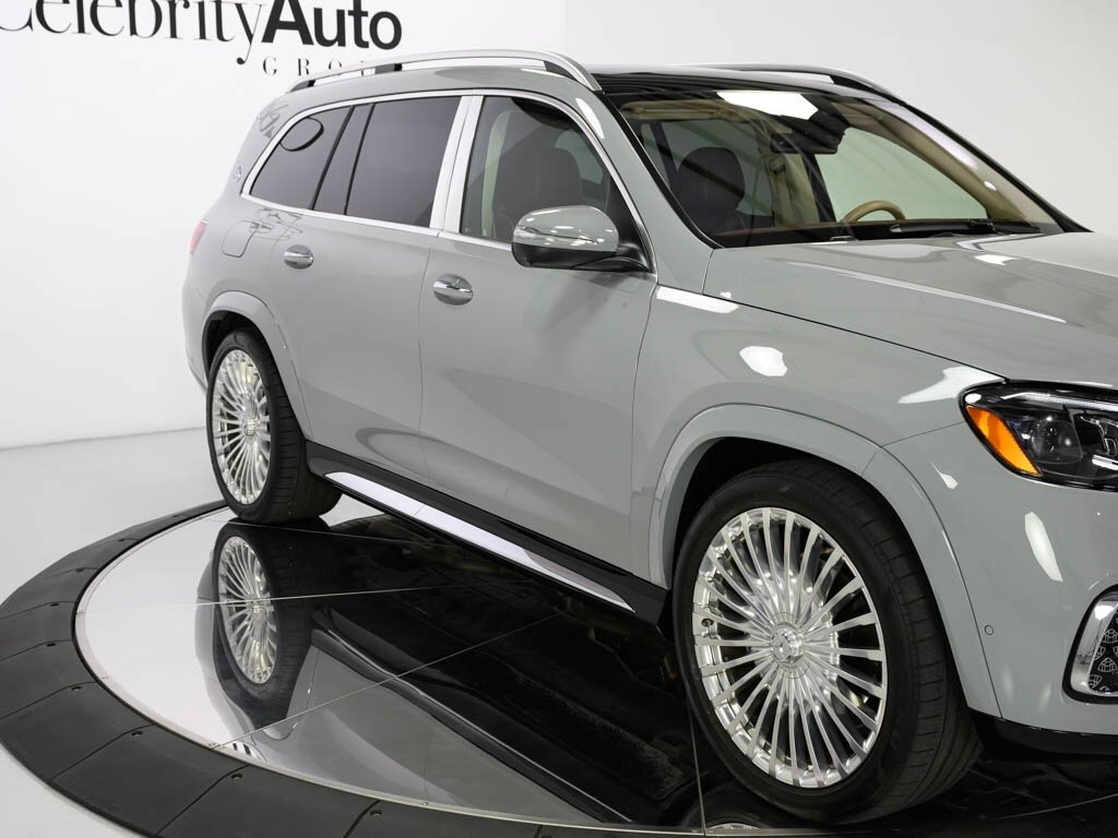 2024 Mercedes-Benz GLS Maybach GLS 600 4MATIC® - Photo 13 - Sarasota, FL 34243