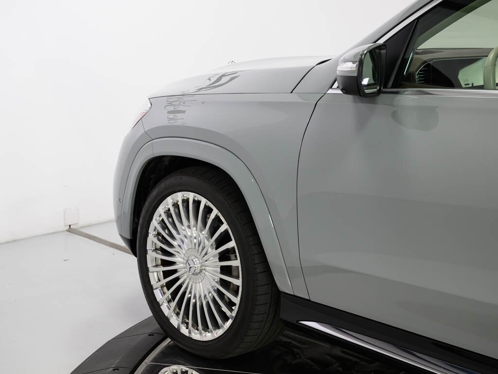 2024 Mercedes-Benz GLS Maybach GLS 600 4MATIC® - Photo 18 - Sarasota, FL 34243