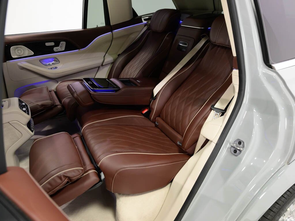 2024 Mercedes-Benz GLS Maybach GLS 600 4MATIC® - Photo 51 - Sarasota, FL 34243
