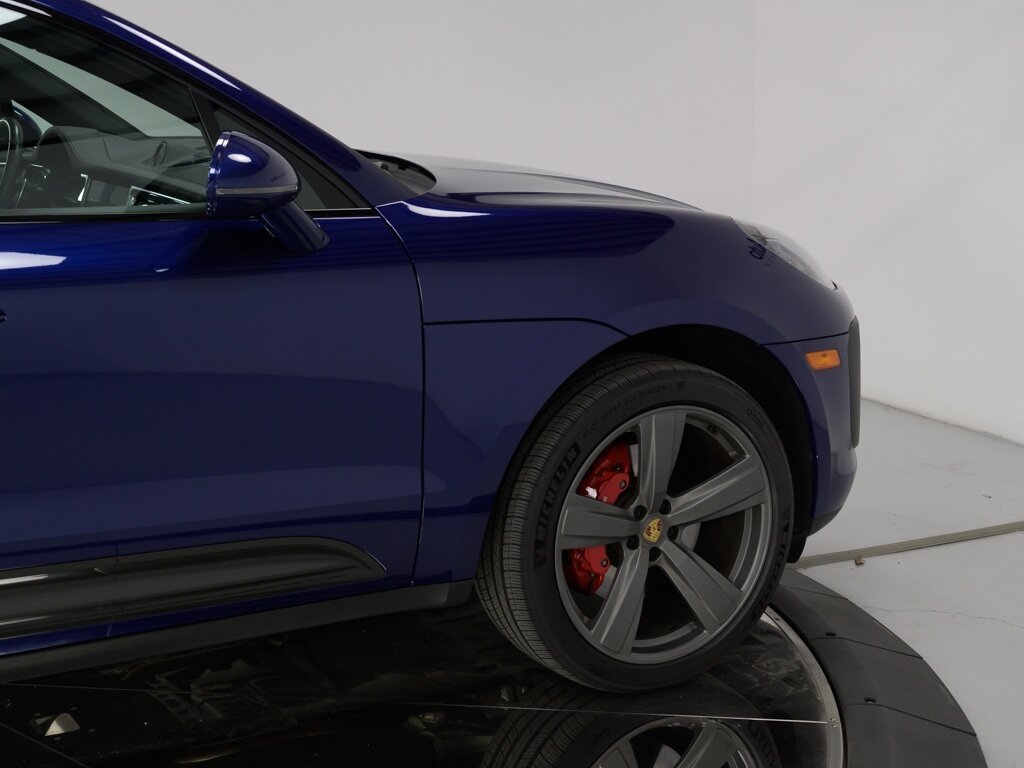 2022 Porsche Macan S $89K MSRP 21 " Exclusive Sport Design Wheels   - Photo 17 - Sarasota, FL 34243