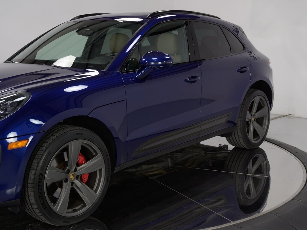 2022 Porsche Macan S $89K MSRP 21 " Exclusive Sport Design Wheels   - Photo 14 - Sarasota, FL 34243