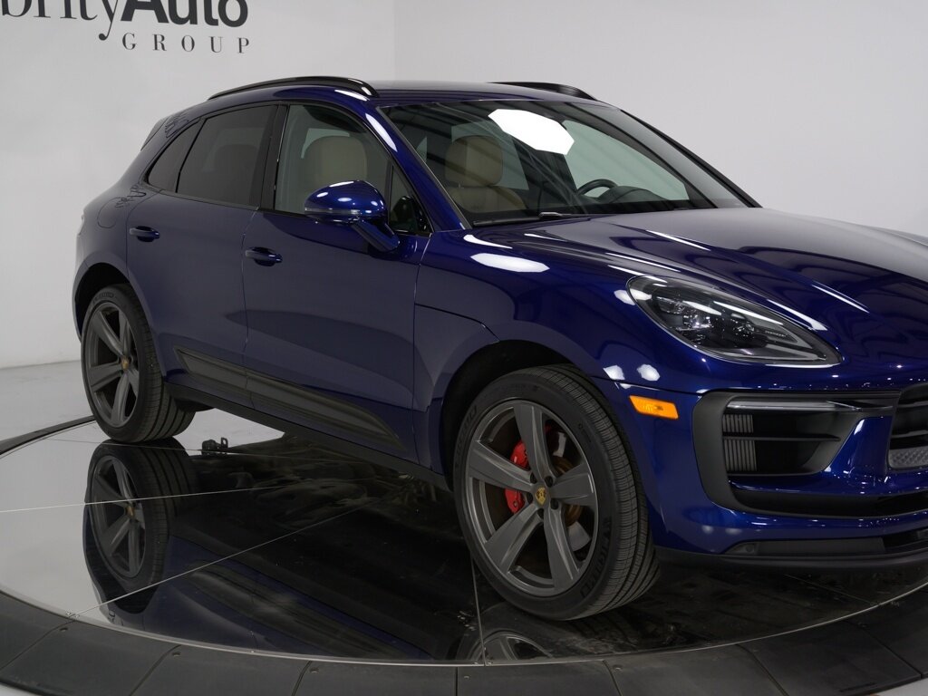 2022 Porsche Macan S $89K MSRP 21 " Exclusive Sport Design Wheels   - Photo 13 - Sarasota, FL 34243