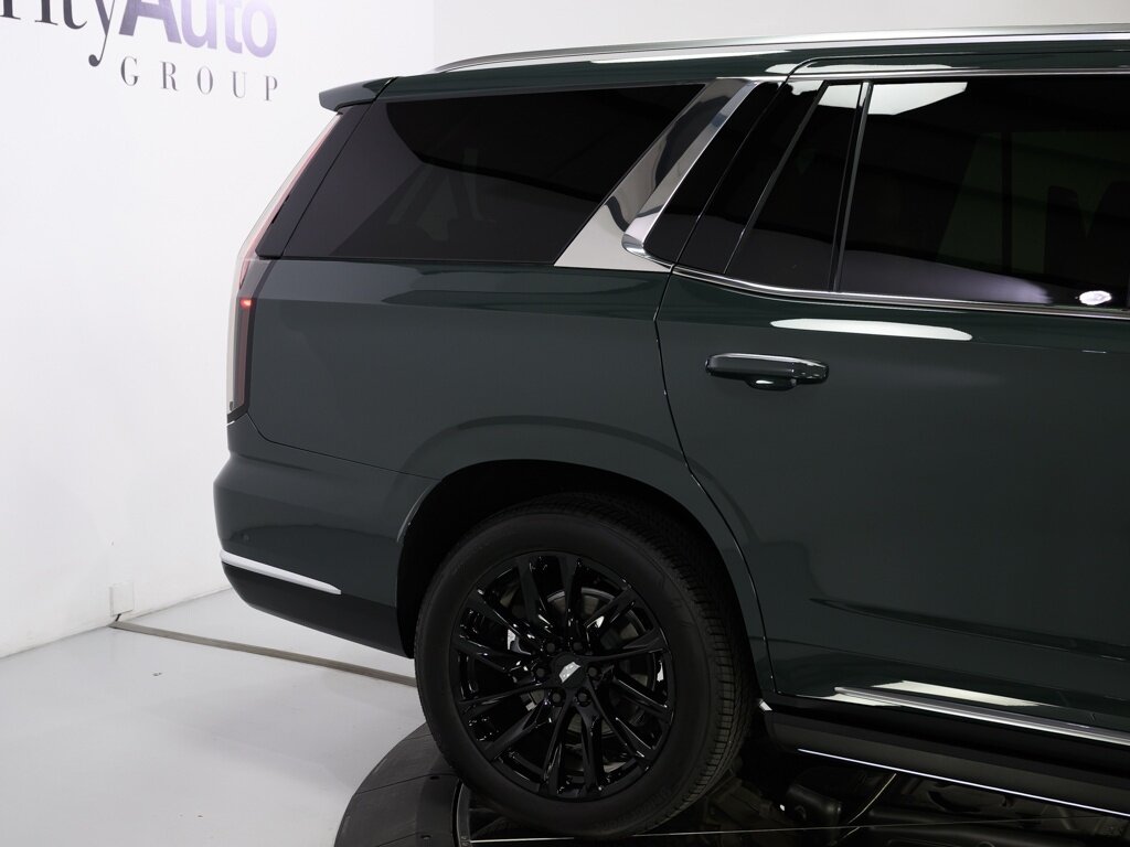 2025 Cadillac Escalade 4WD Premium Luxury Touring Pkg Super Cruise - Photo 28 - Sarasota, FL 34243