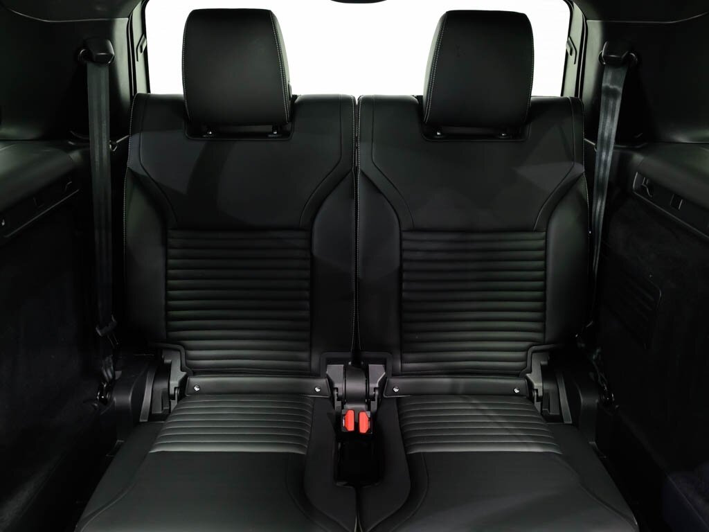 2024 Land Rover Discovery P360 Dynamic SE 3RD Row Pack Comfort Pkg - Photo 48 - Sarasota, FL 34243